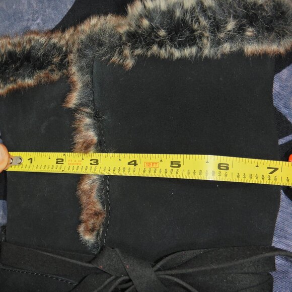 NWOT Black Leather Tom's Faux Fur Snow Boots - Picture 12 of 13